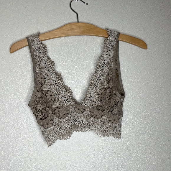 Victoria’s Secret Lace Bralette XS - Picture 6 of 6